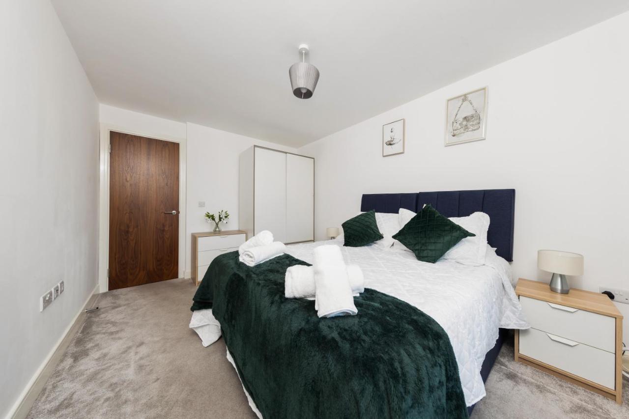 40 Percent Off Long Stays - City Centre - Close To Bullring - Suitable For Business, Families, Relocations And Leisure - Eastgate L Free Wifi I Birmingham Bagian luar foto