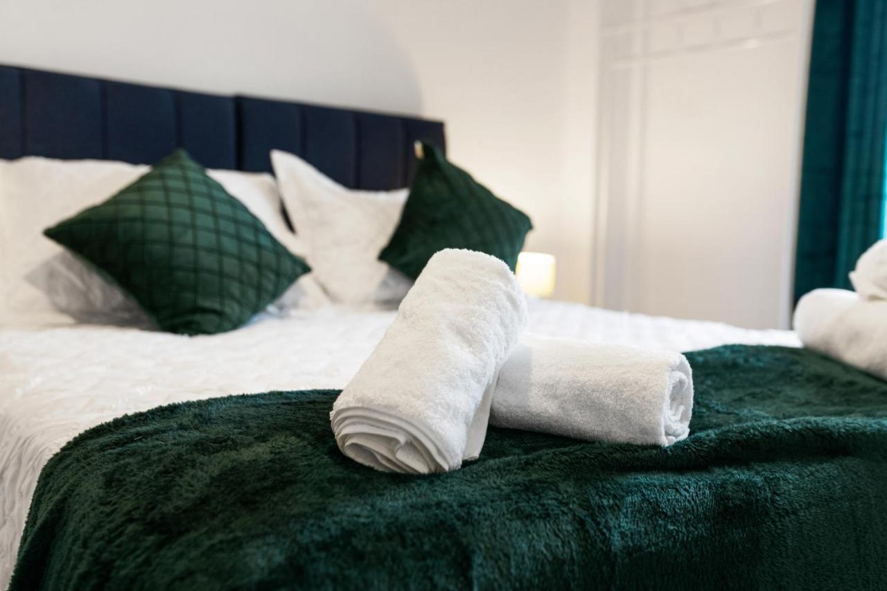 40 Percent Off Long Stays - City Centre - Close To Bullring - Suitable For Business, Families, Relocations And Leisure - Eastgate L Free Wifi I Birmingham Bagian luar foto