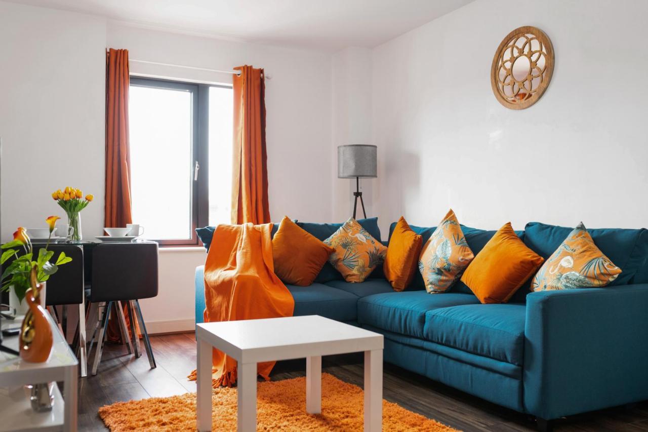 40 Percent Off Long Stays - City Centre - Close To Bullring - Suitable For Business, Families, Relocations And Leisure - Eastgate L Free Wifi I Birmingham Bagian luar foto