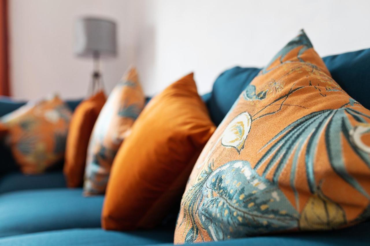 40 Percent Off Long Stays - City Centre - Close To Bullring - Suitable For Business, Families, Relocations And Leisure - Eastgate L Free Wifi I Birmingham Bagian luar foto