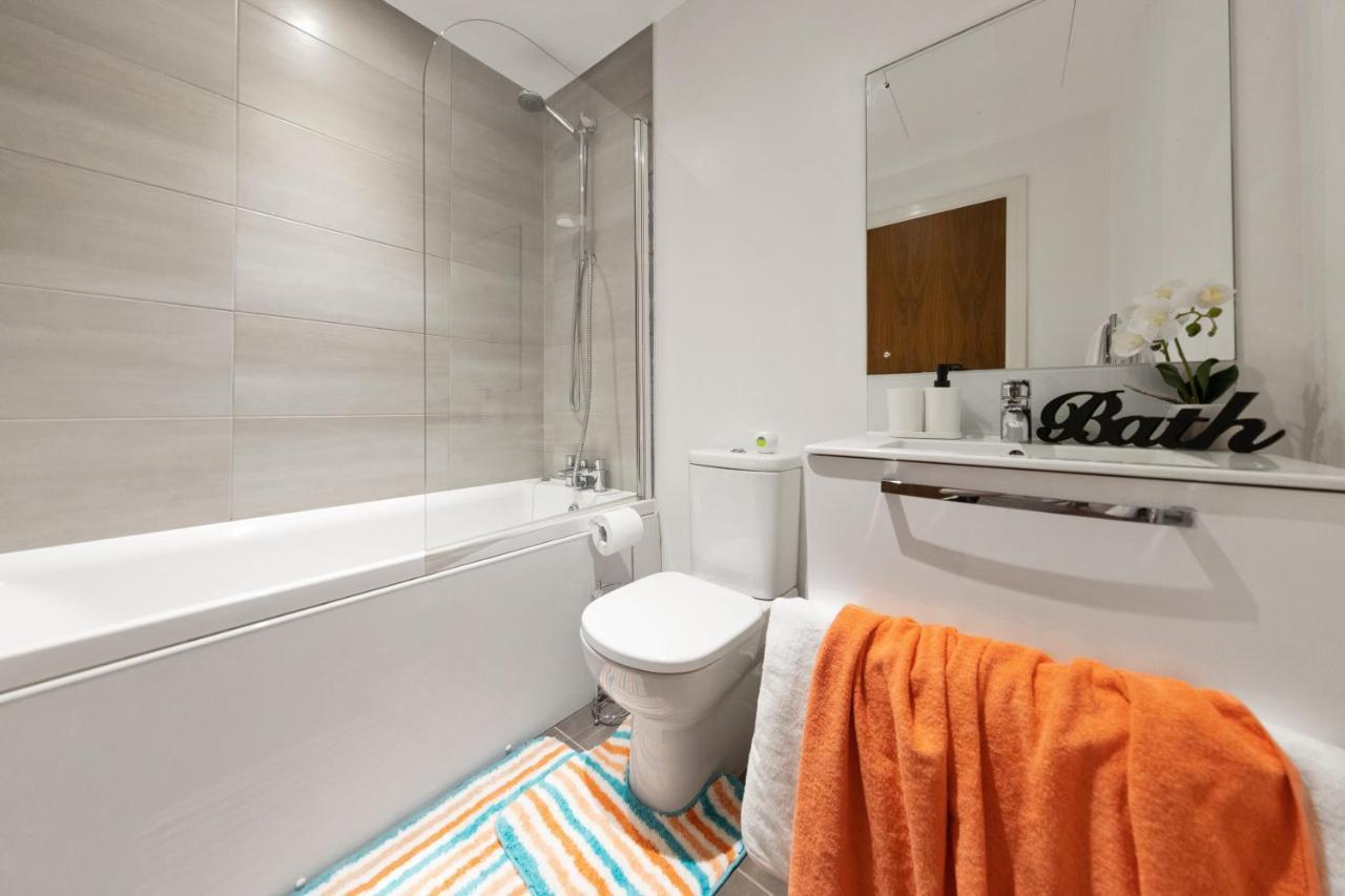40 Percent Off Long Stays - City Centre - Close To Bullring - Suitable For Business, Families, Relocations And Leisure - Eastgate L Free Wifi I Birmingham Bagian luar foto