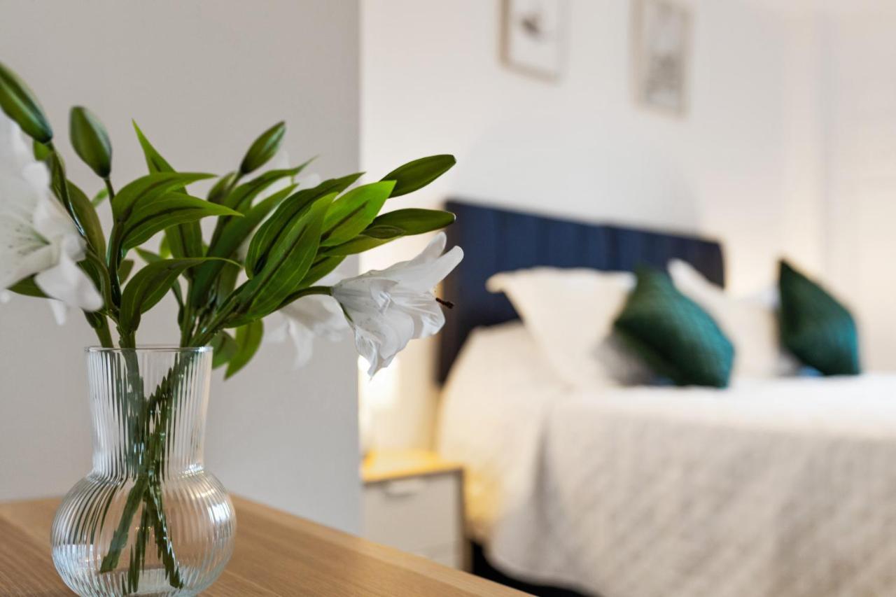 40 Percent Off Long Stays - City Centre - Close To Bullring - Suitable For Business, Families, Relocations And Leisure - Eastgate L Free Wifi I Birmingham Bagian luar foto