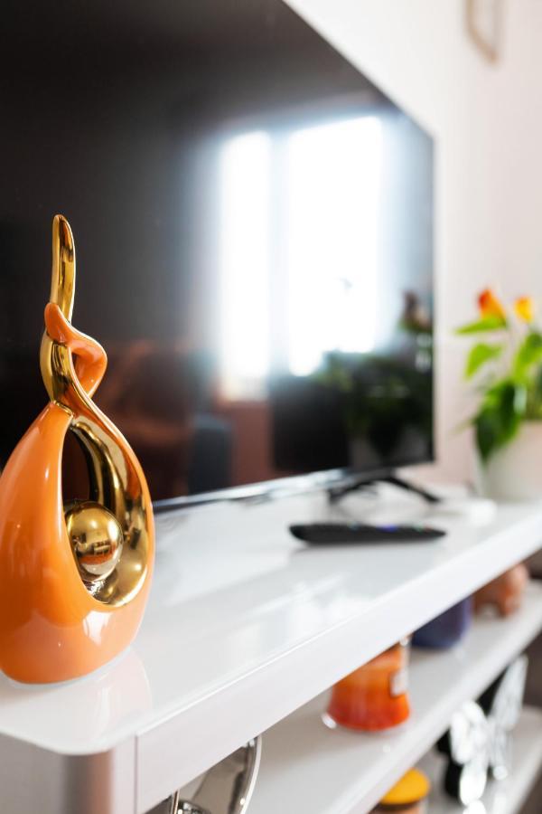 40 Percent Off Long Stays - City Centre - Close To Bullring - Suitable For Business, Families, Relocations And Leisure - Eastgate L Free Wifi I Birmingham Bagian luar foto