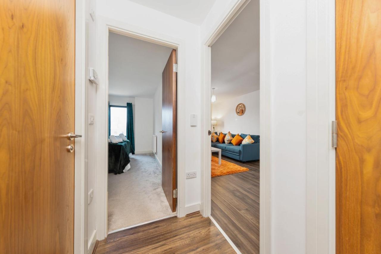 40 Percent Off Long Stays - City Centre - Close To Bullring - Suitable For Business, Families, Relocations And Leisure - Eastgate L Free Wifi I Birmingham Bagian luar foto